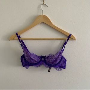 Dreamy Victoria Secret Lace Bra - 32C